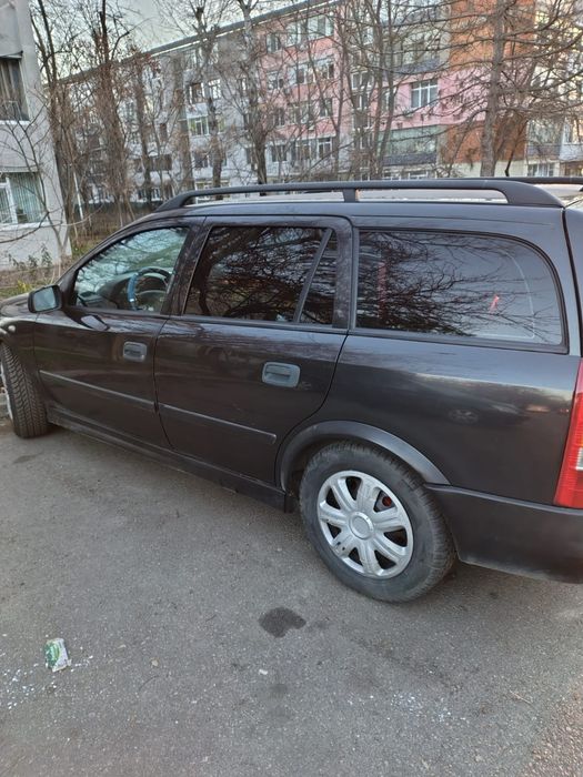 Vând Opel astra g