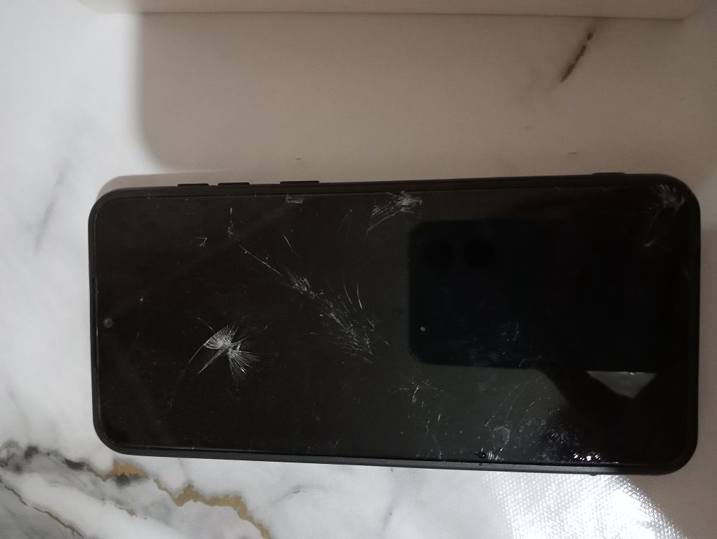 Продам смартфон Samsung A03