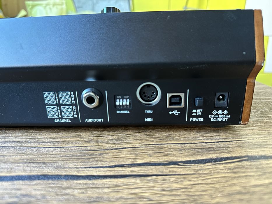 Vand Behringer Toro