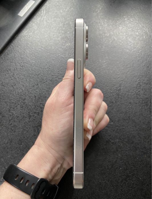 Iphone 15 pro max white 256 gb