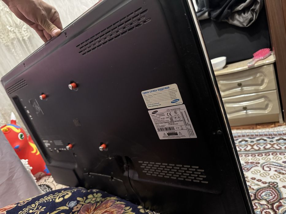 Телевизор самсунг