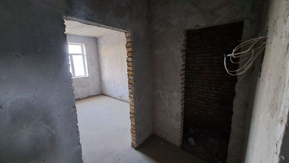 Ургенч шахрида 3 хонали кв сотилади