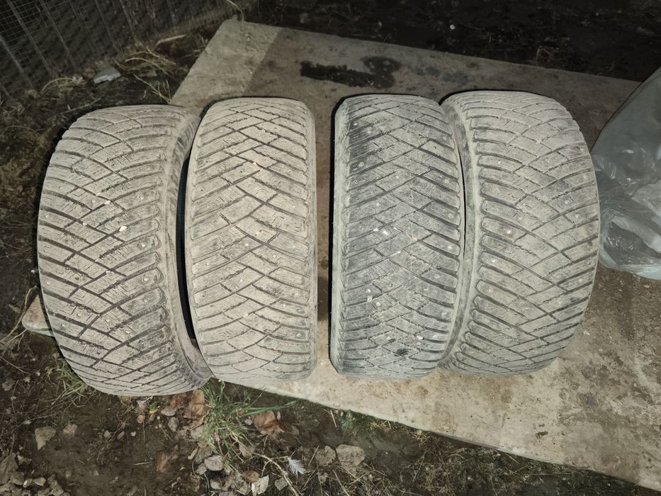 Резина шипованная гудиер 195/55/15