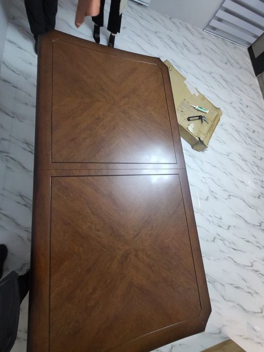 Стол дубайский (дуб)