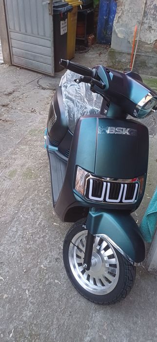 Scuter fara permis pe benzina