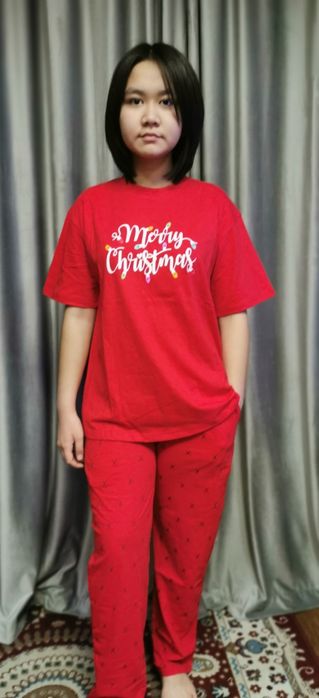 Новогодние пижамы  мужские и женские  в разных принтах