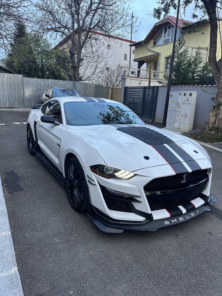 Vând Ford Mustang pachet Shelby gt500 Unicată