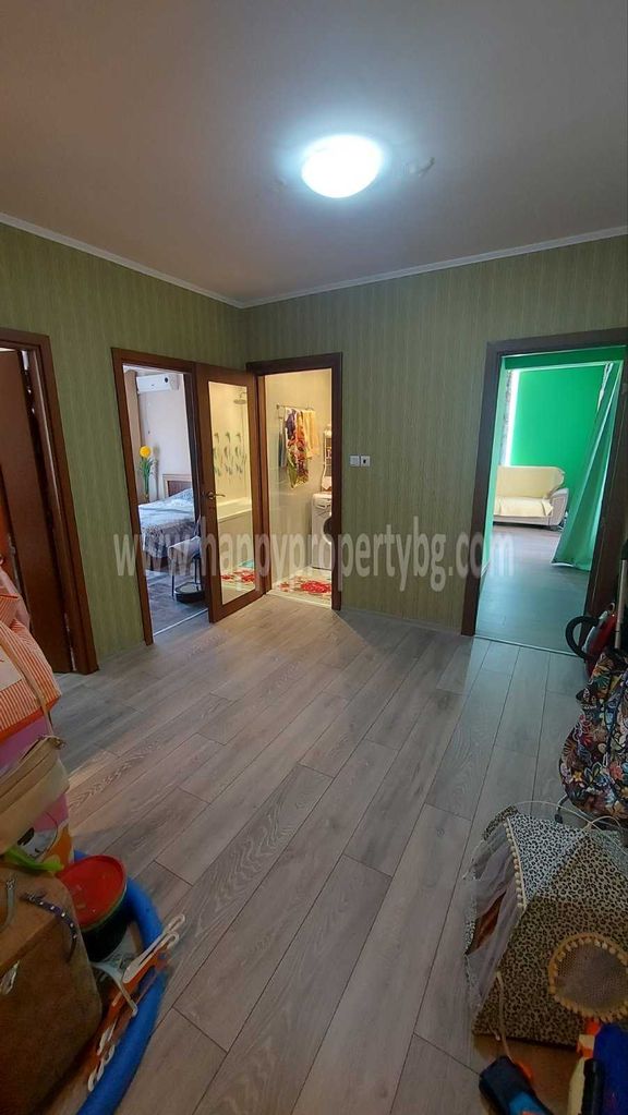 Продава се Тристаен апартамент в к.к. Слънчев бряг - 116 кв.м за 759 €/кв.м - Снимка #3