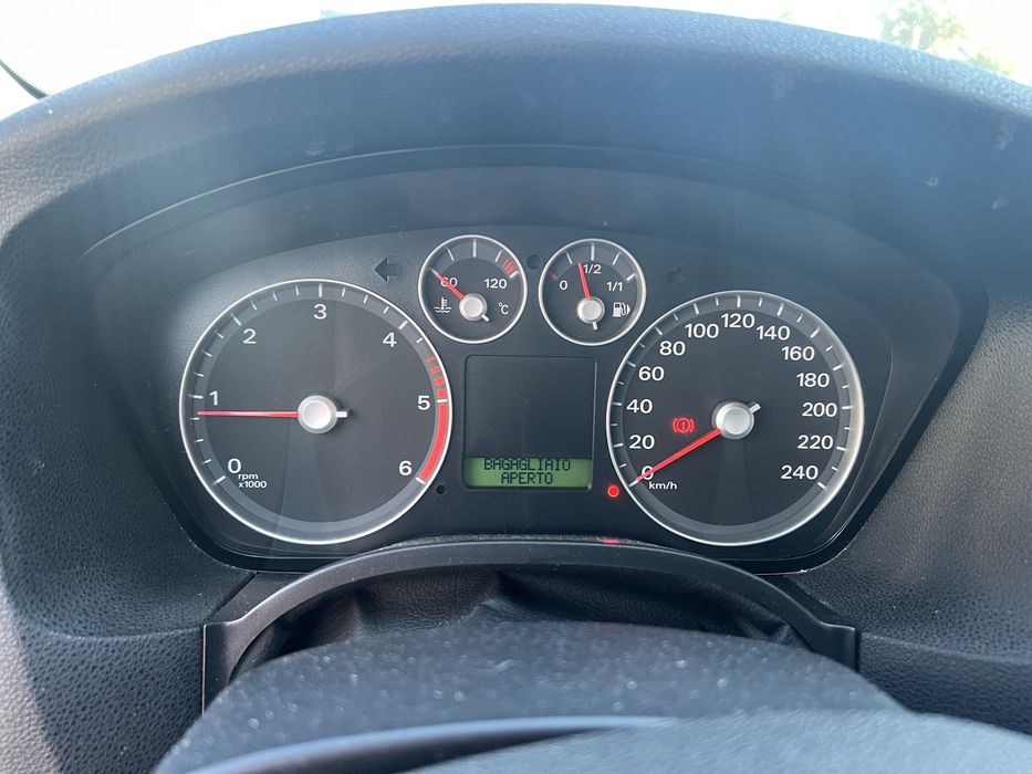 Ford Focus 2.0 Diesel Imatriculat pe Romania