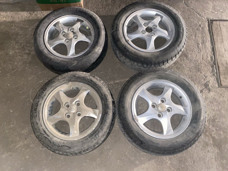 Продам диски с шипованной резиной
