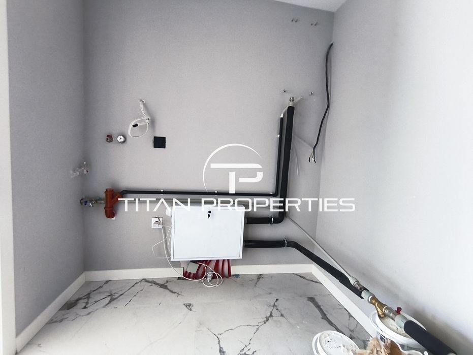 Двустаен апартамент в жк. Христо Смирненски