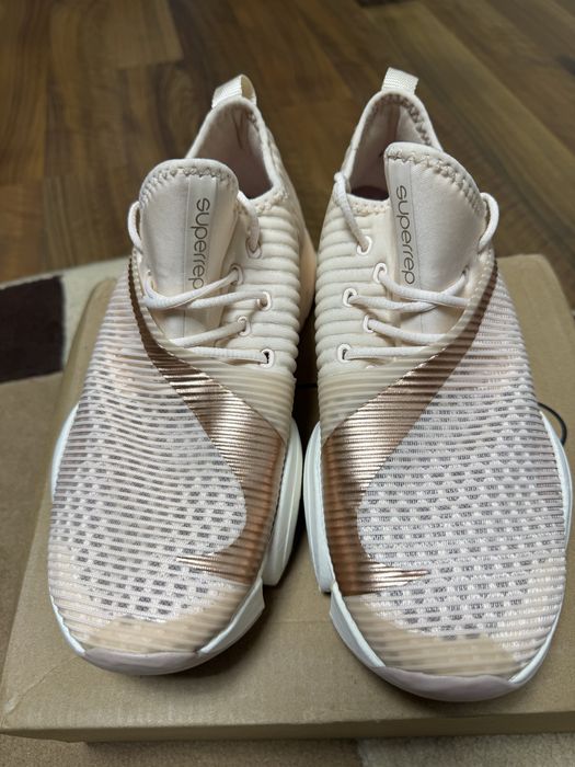 Nike dama marimea 38.5