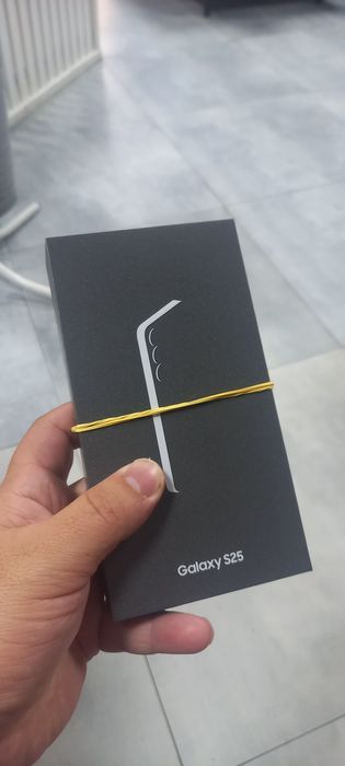 S 25 samsung  новый