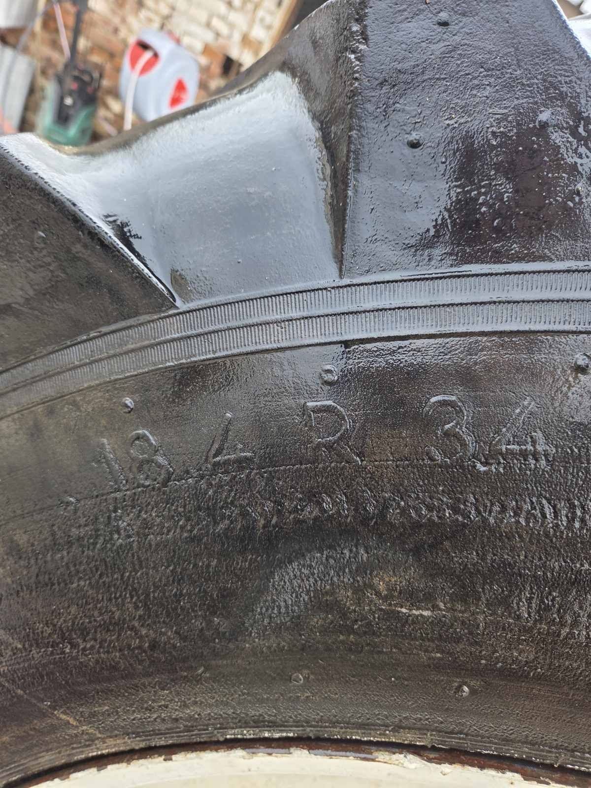 Джанти за Zetor с гуми 18.4r34