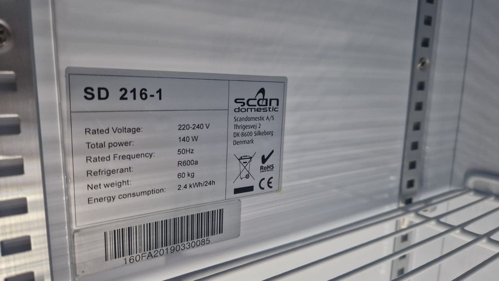 vitrina băuturi slim noua