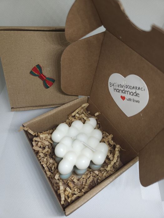 Коледна кутия от соеви свещи със страхотен аромат