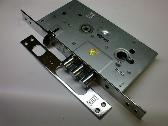 Deblocari usi Constanta