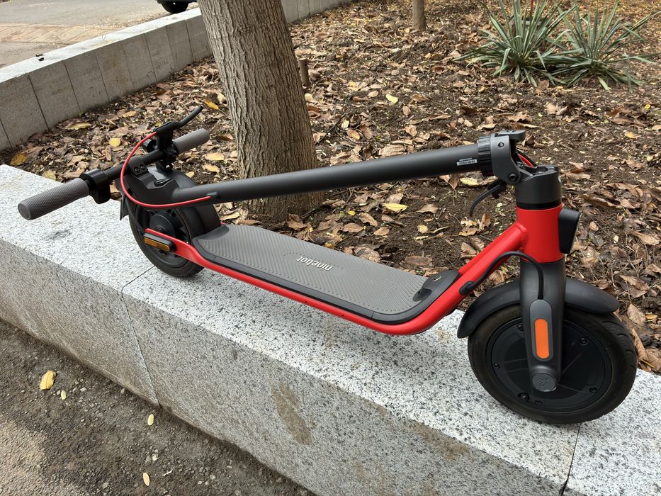 Trotinetă Electrică Ninebot D38E - Stare ca nouă - 100% Baterie