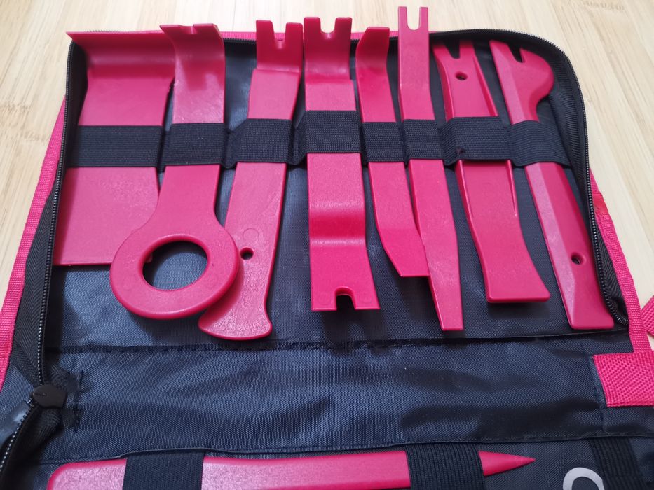 Trusa leviere plastic dispozitive tapițerie auto,cleme,bord,capitonaj