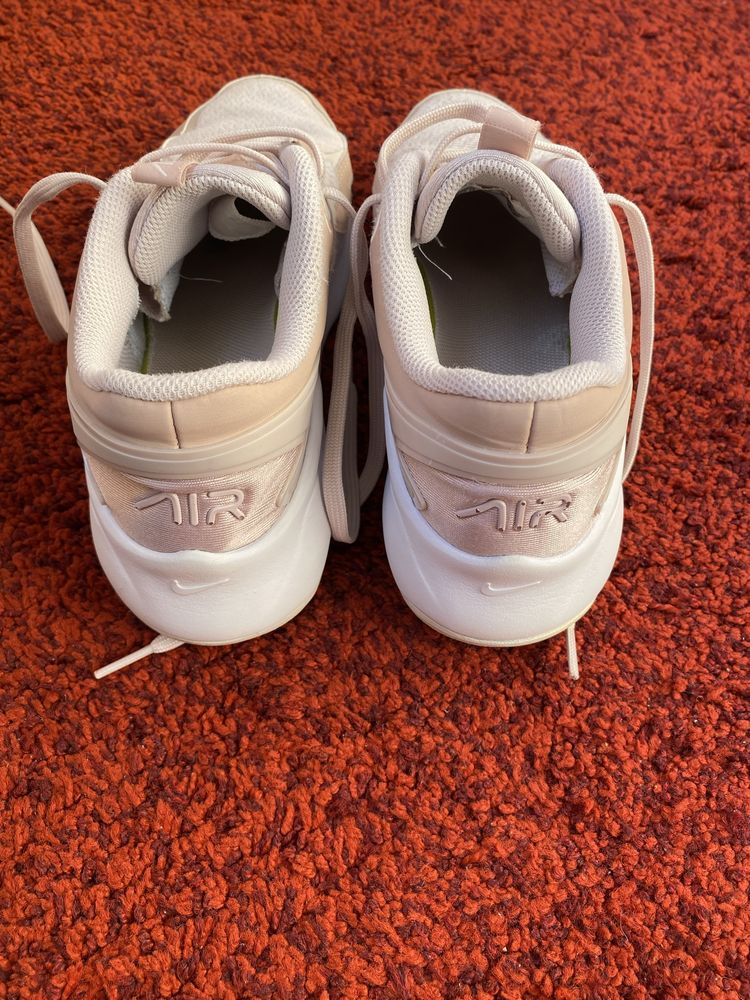 Дамски обувки Nike