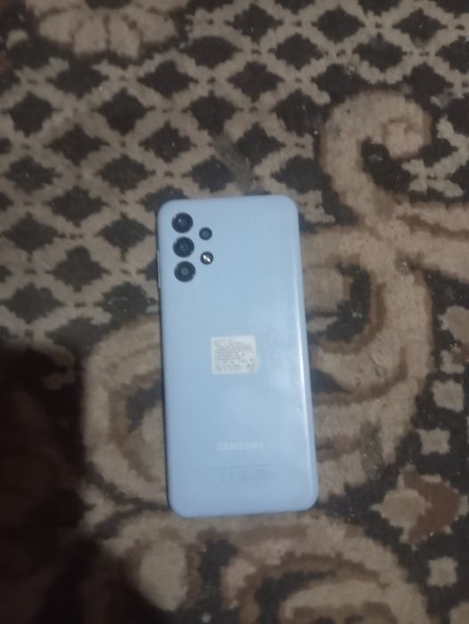 Продаю телефон Галакси А13