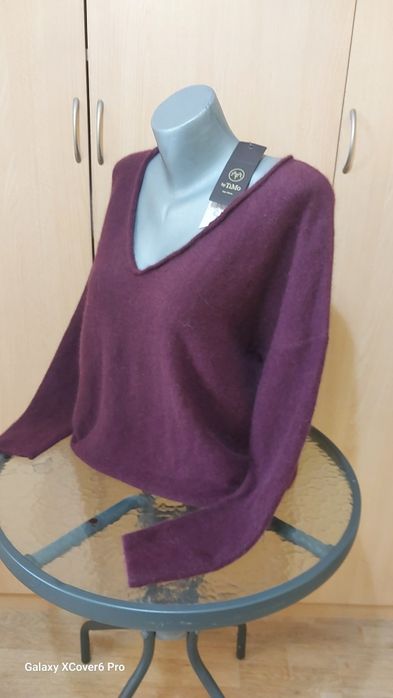 Нов пуловер by TiMo. размер L/M 70%ангора