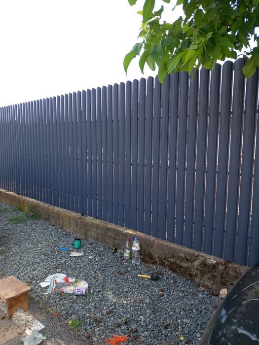 Executăm garduri la comanda clientului