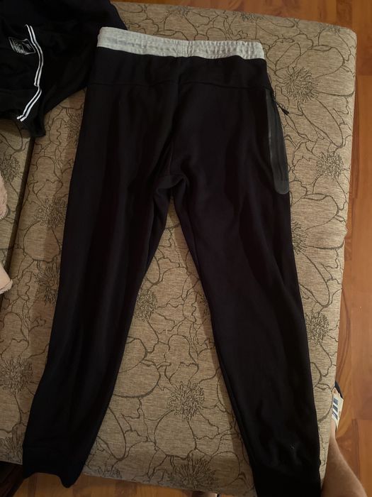 Pantaloni Nike Tech Flece