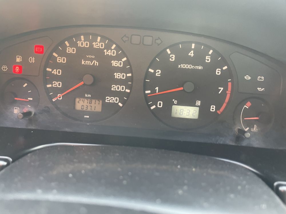 Nissan primera 1.6