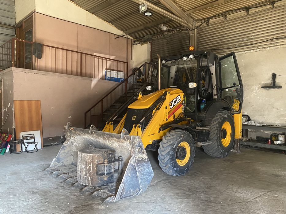 Jcb экскаватор гидромолот ямобур петушок аренда/услуги