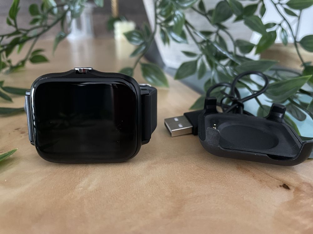 SmartWatch, negru, apeluri + multe alte funcții/aplicații