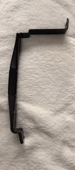 Държач на акумулатор за Volvo s40 1.8  2004 бензин