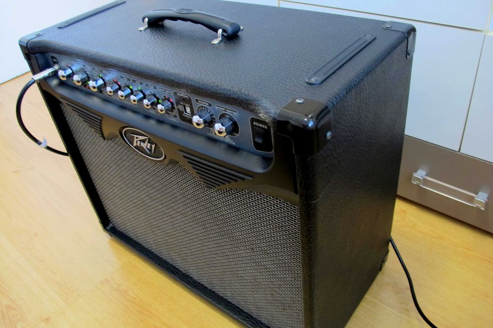Страхотно Peavey Vypyr 75W Modeling Combo кабинет 1x12
