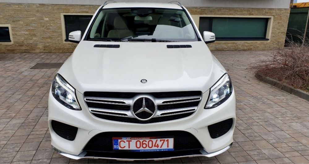 GLE 350 D 4 Matic 258 cp 9G-tronic Packet AMG