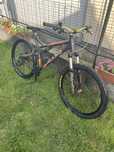 Vănd bicicletă full suspension