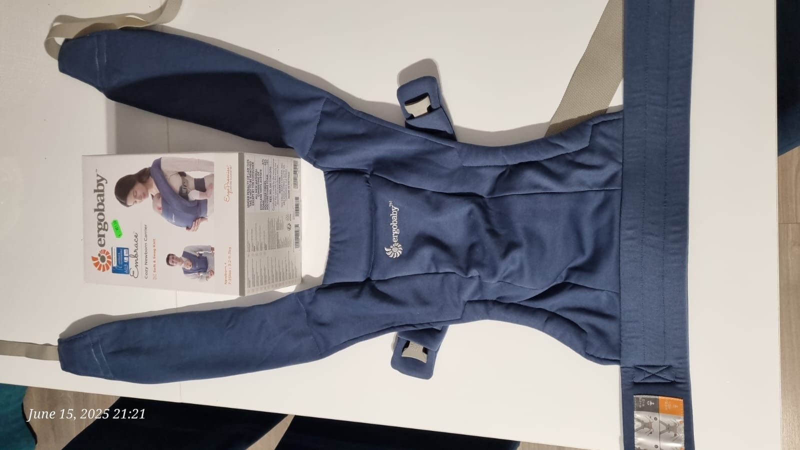 Marsupiu ergonomic Embrace, Soft Navy, Ergobaby