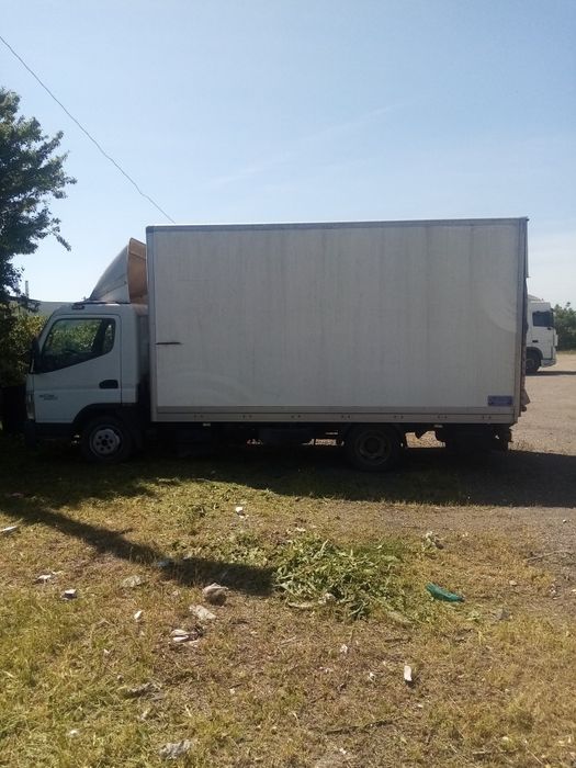 Vând Mitsubishi fuso