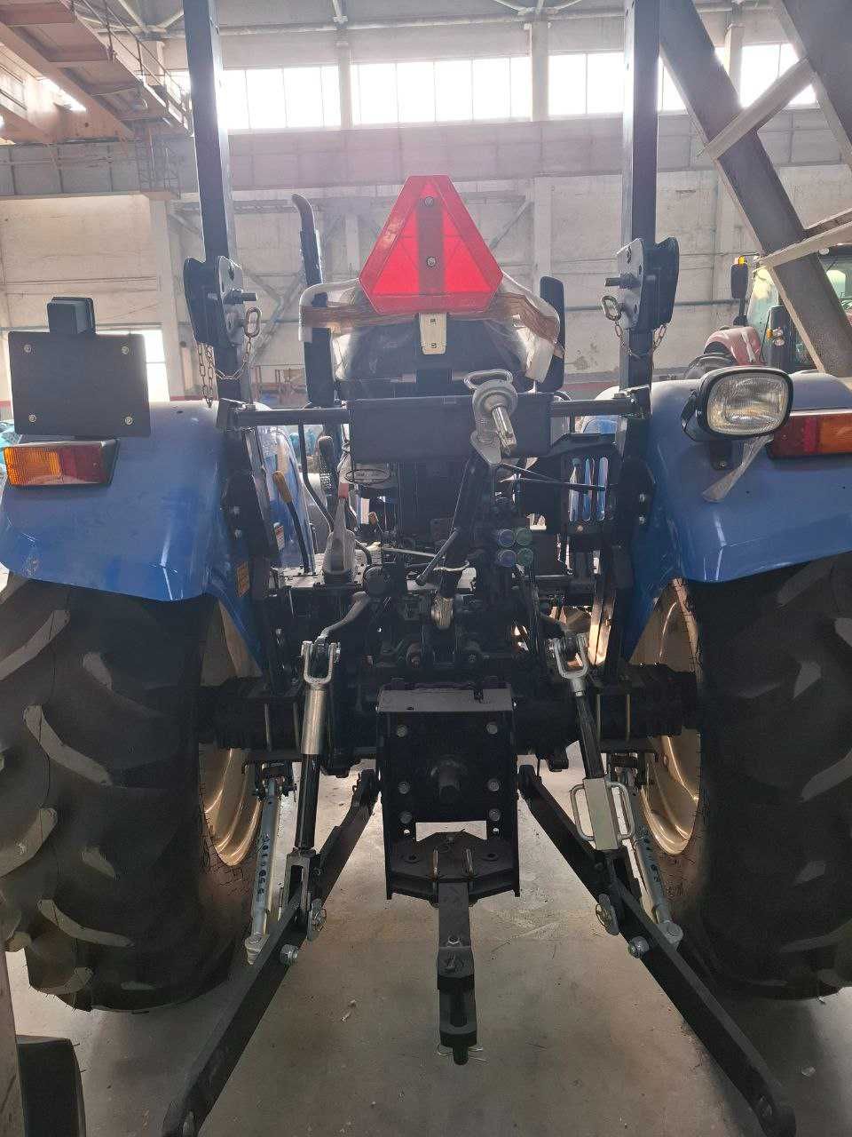 Трактор модели New Holland TT4.80