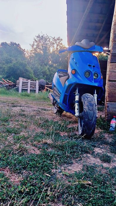 Vând sau schimb malaguti f12 80 cc răcire pe apă