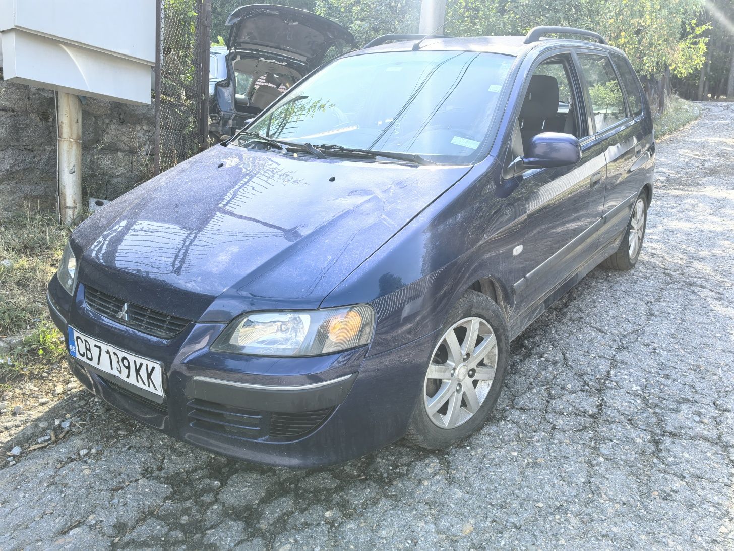 Mitsubishi space star на части!