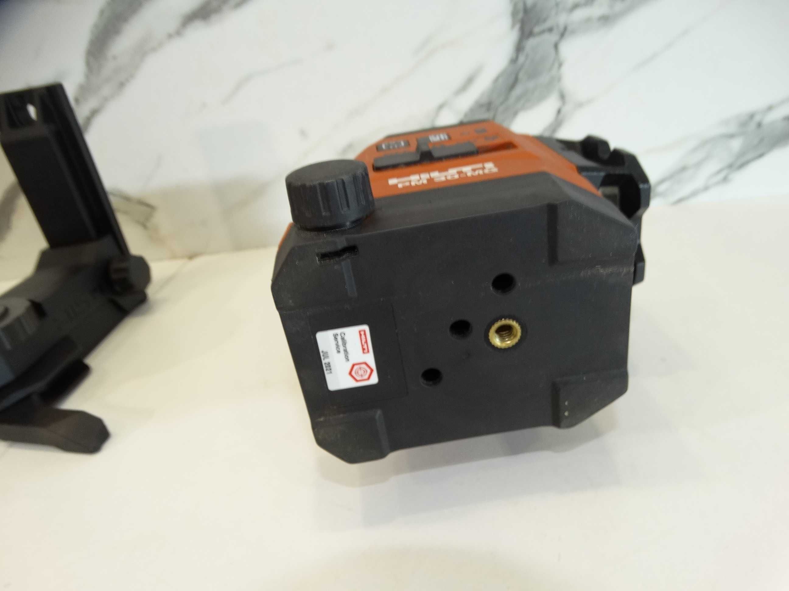Hilti PM 30 MG - 3D Линеен лазерен нивелир
