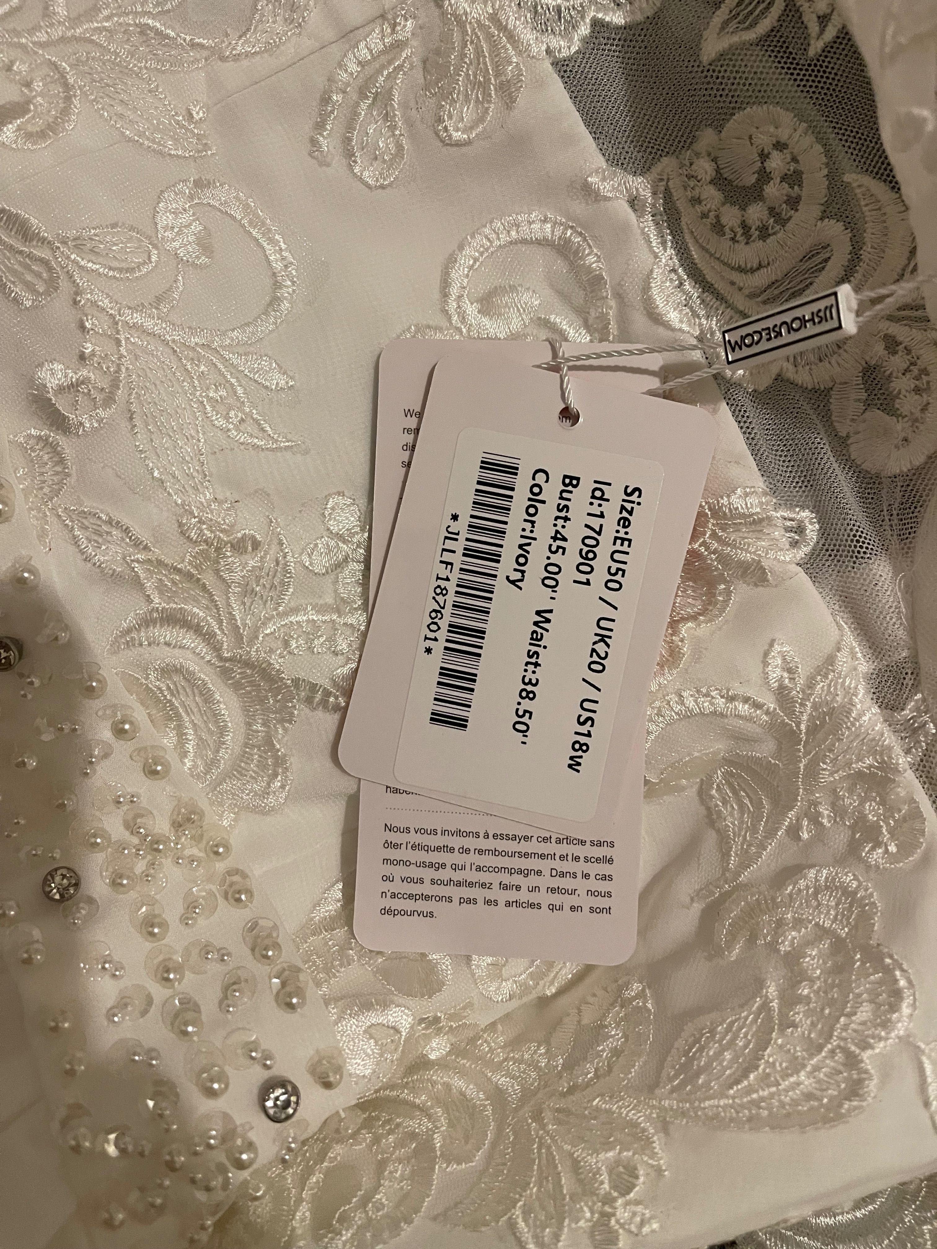 Rochie alba noua