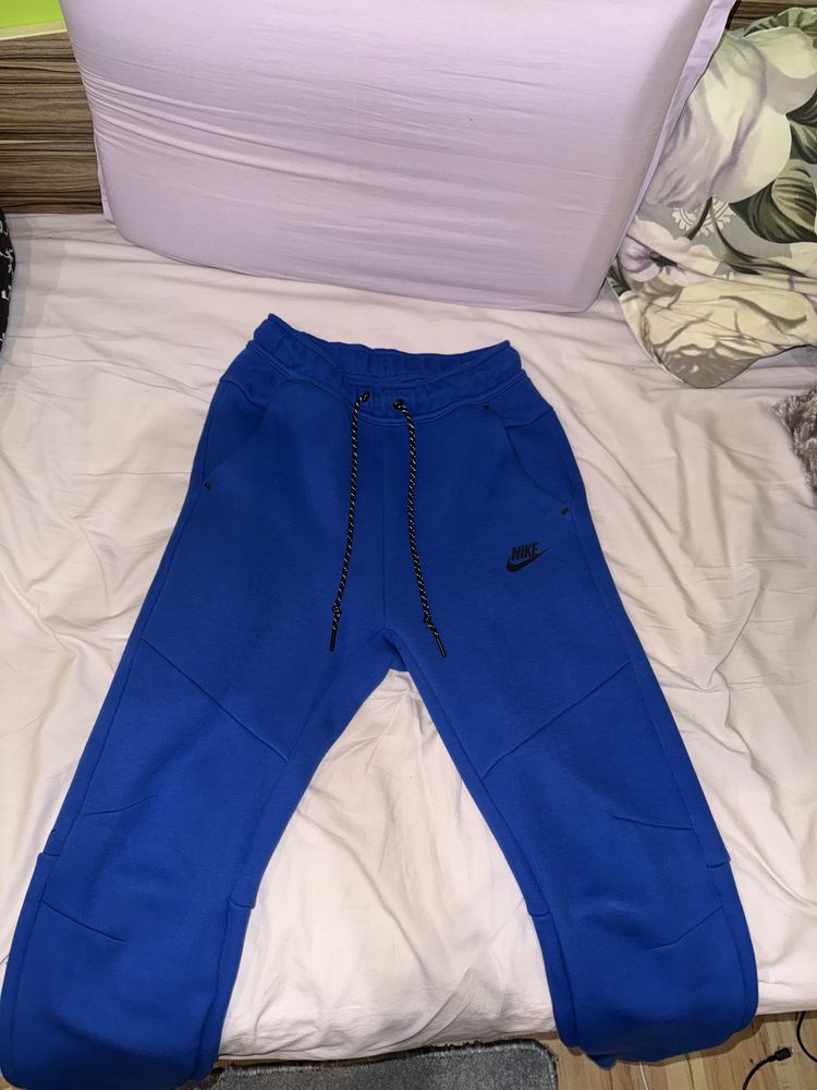 Спешно!Nike tech fleece royal blue