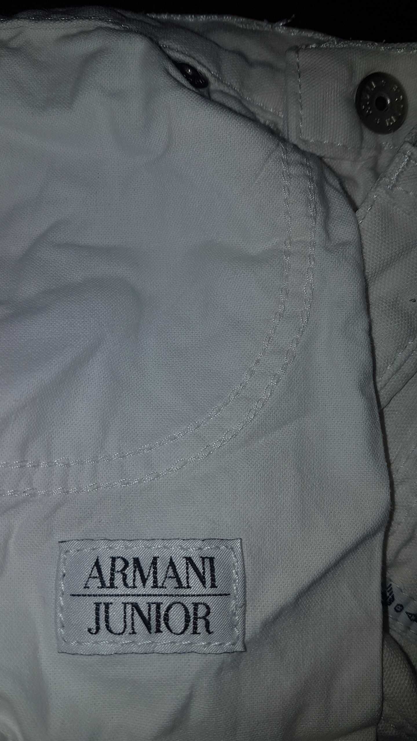 Лот за 6-7 години с подарък дънки Armani