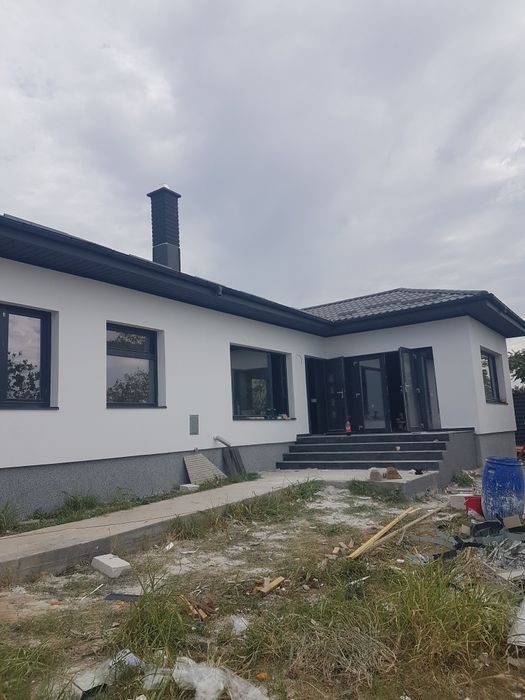 Amenajări interioare si exterioare