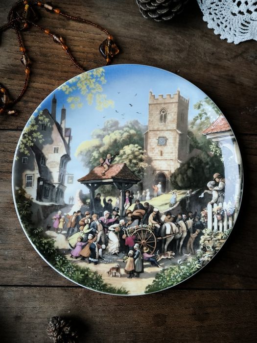 Чинии за стена  Coalport 8 броя