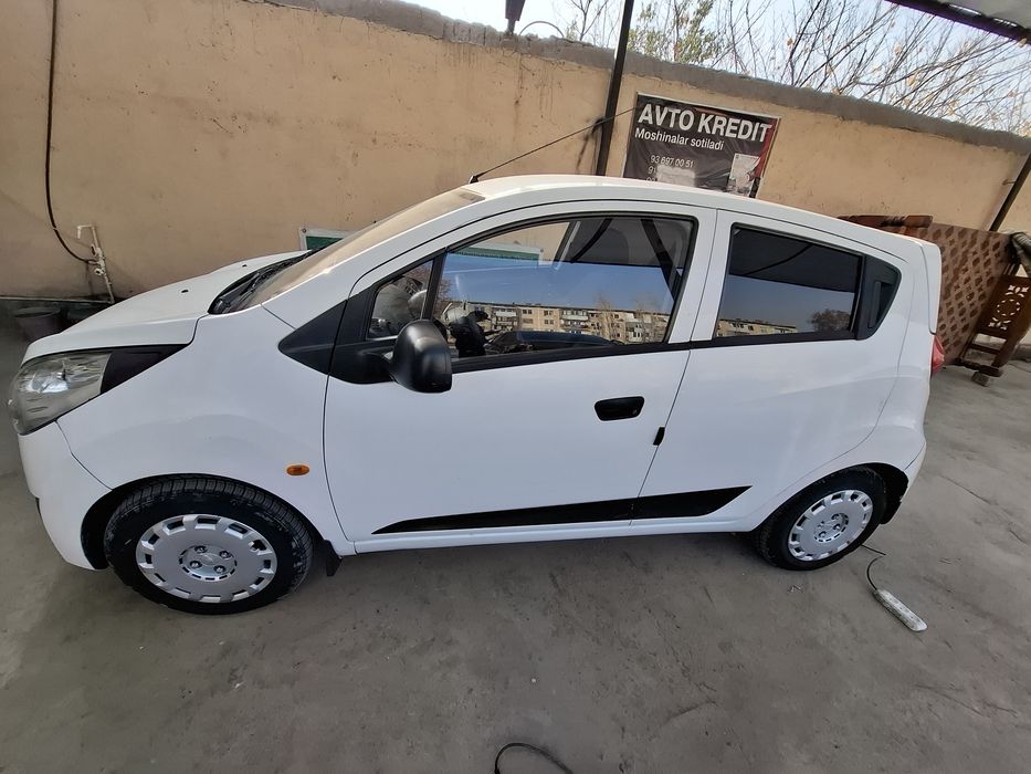 Спарк 1 позиция сотилади матор ходовой зор чикими йок краска 50 фоиз