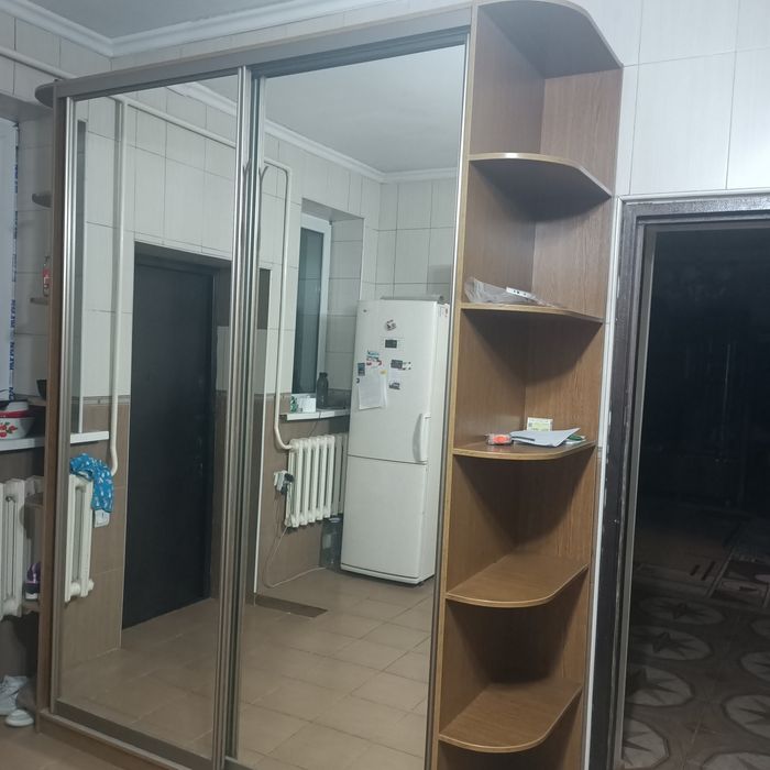 Продам шкаф купе