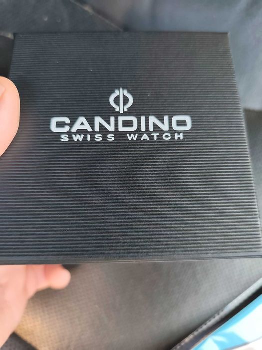 Швейцарски часовник  candino
