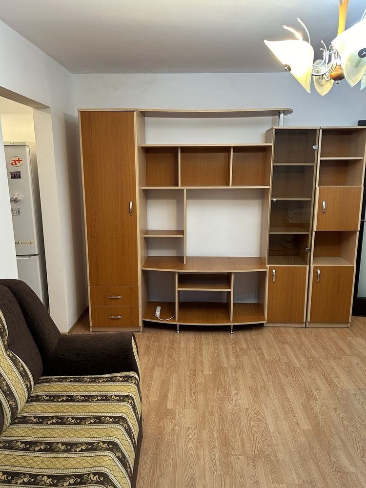 Vand apartament 2 camere